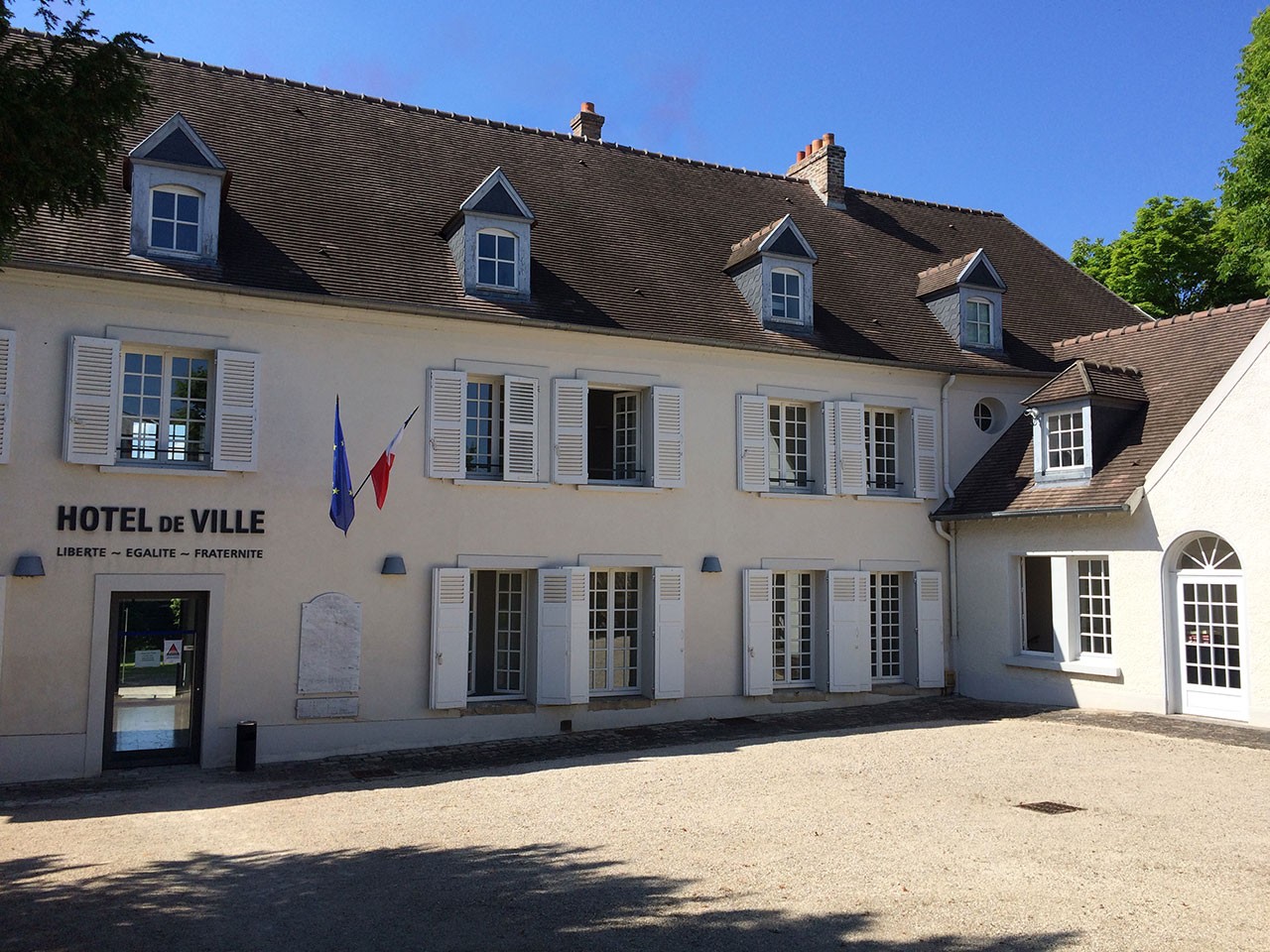 Mairie de Itteville — location de benne LAS